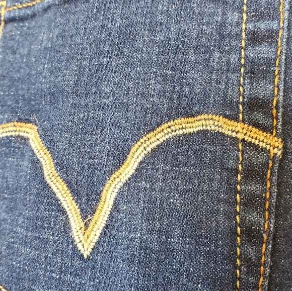 Levis 526 Slender Bootcut Jeans RARE Back Pocket Sustainable Western Womens - Picture 8 of 16